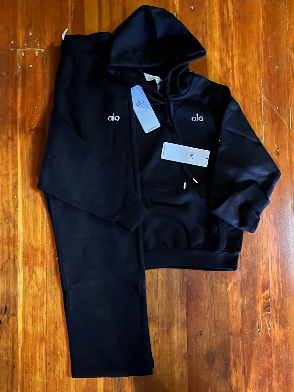 Alo Yoga Hoodie & Sweatpants Bundle Black X-Small